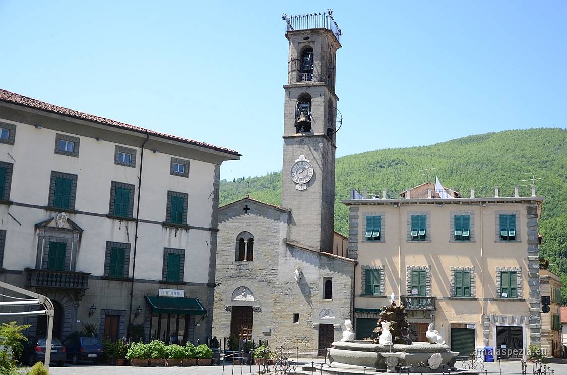 Fivizzano” Piazza Medicea